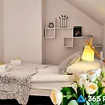 Daire 365pam - Mundo W Centrum Kolobrzegu Z Garazem Kolobrzeg