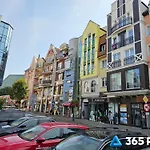 Daire 365pam - Mundo W Centrum Kolobrzegu Z Garazem