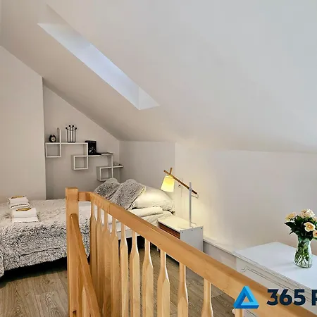 Apartment 365pam - Mundo W Centrum Kolobrzegu Z Garazem *