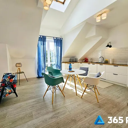 Appartamento 365pam - Mundo W Centrum Kolobrzegu Z Garazem *