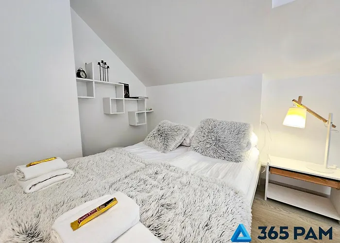 Lejlighed 365pam - Mundo W Centrum Kolobrzegu Z Garazem *